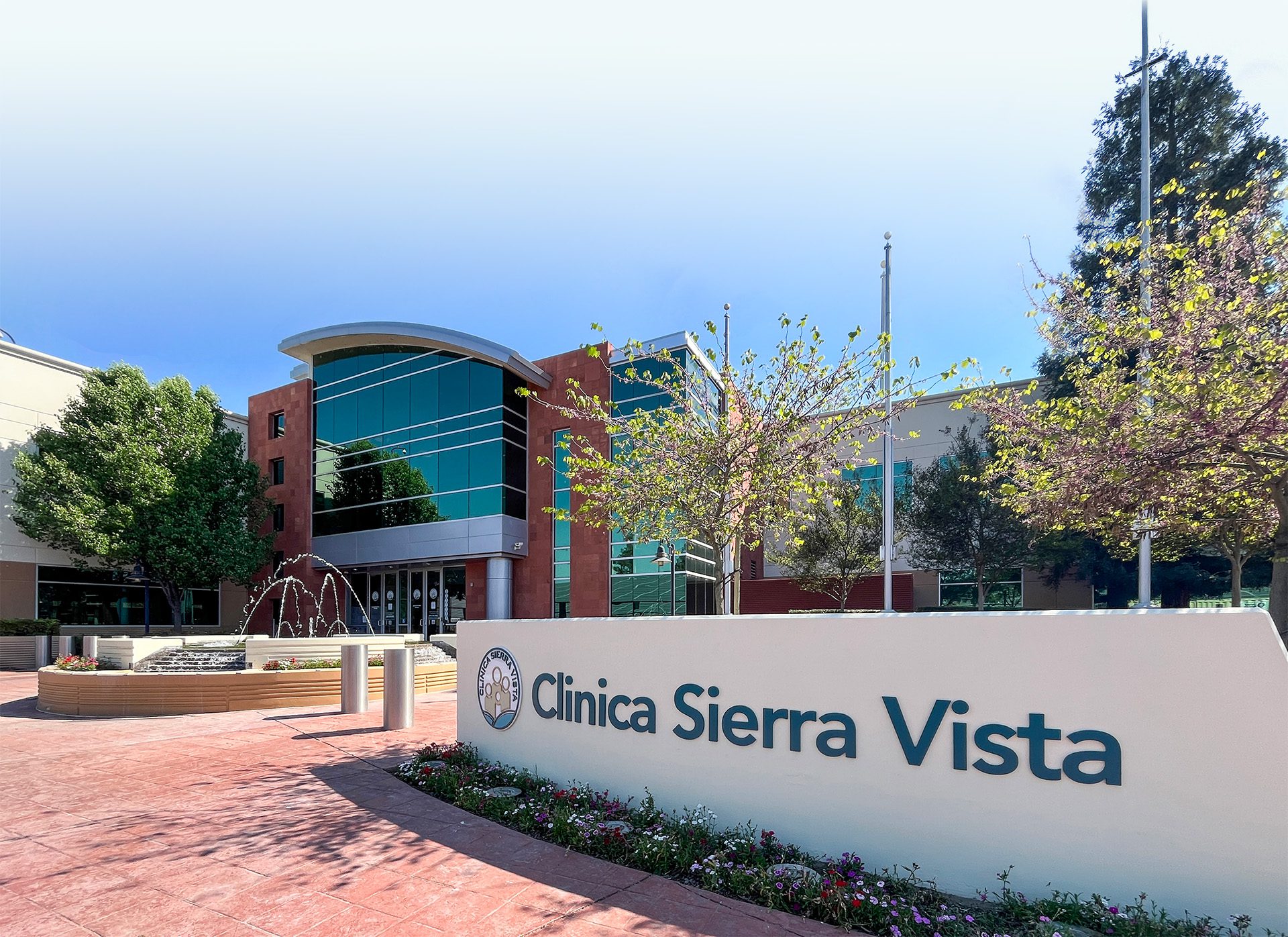 Photo of Clinica Sierra Vista's new corporate office located at 9525 Camino Media in Bakersfield.